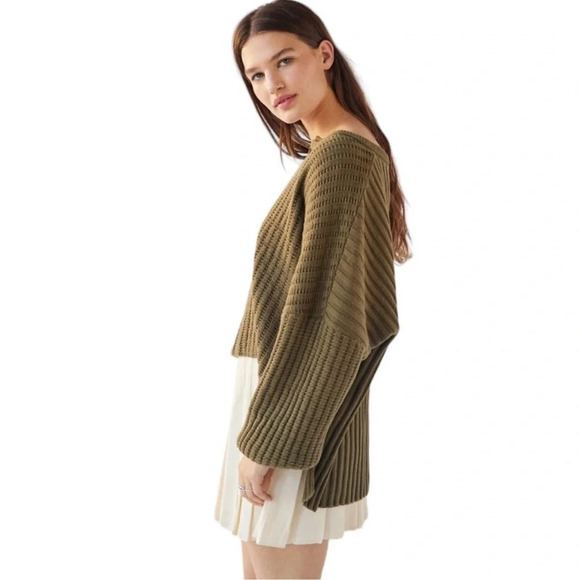 Urban Outfitters BDG Allie Notch Neck Pullover Sweater Green Size XS oversized - Picture 1 of 9